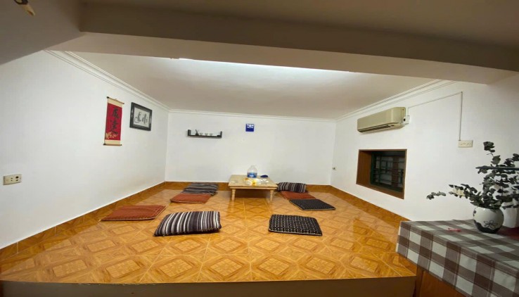 Cho thuê ngõ ô tô nhà Phố Cảm Hội, Lò Đúc 5 tầng, 3 ngủ, 3 WC, 9 Triệu, Full đồ, vào ngay.